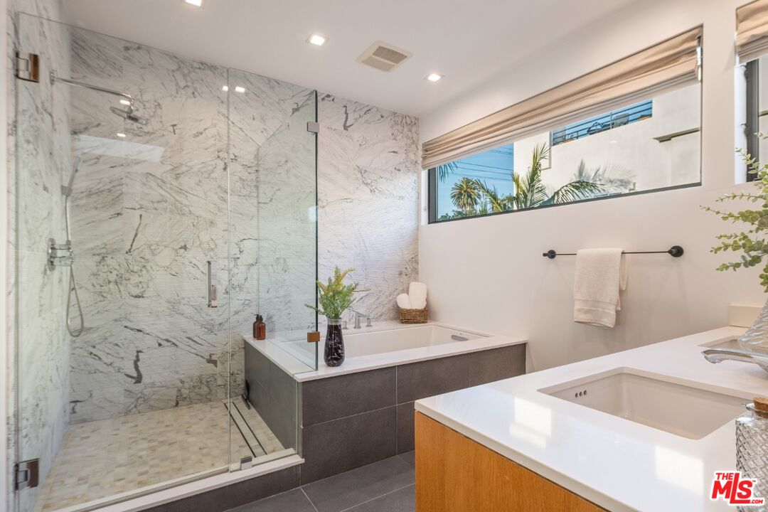 MLS #26632943 image #23