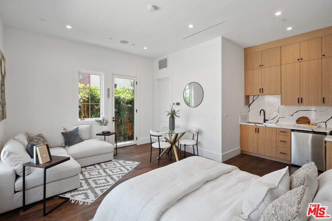 MLS #26632951 image #42