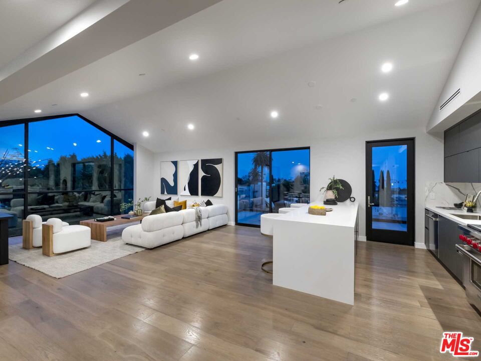 MLS #26632957 image #5