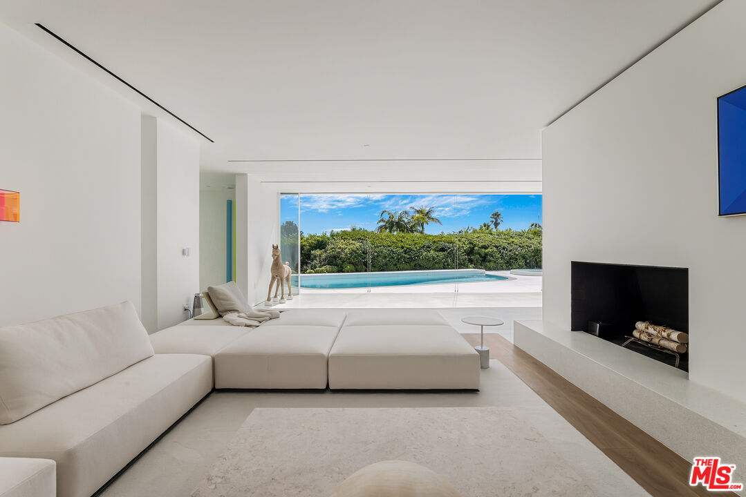 MLS #26632969 image #10