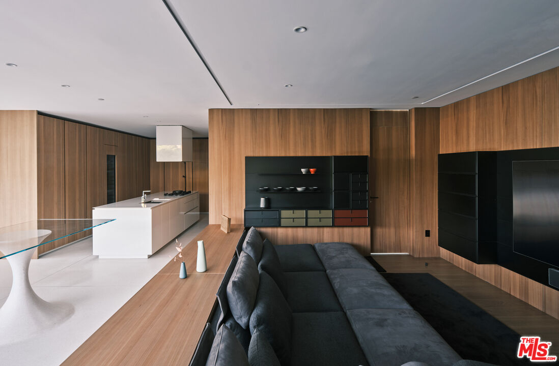 MLS #26632969 image #19