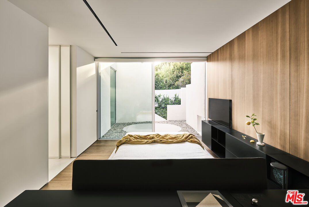 MLS #26632969 image #22