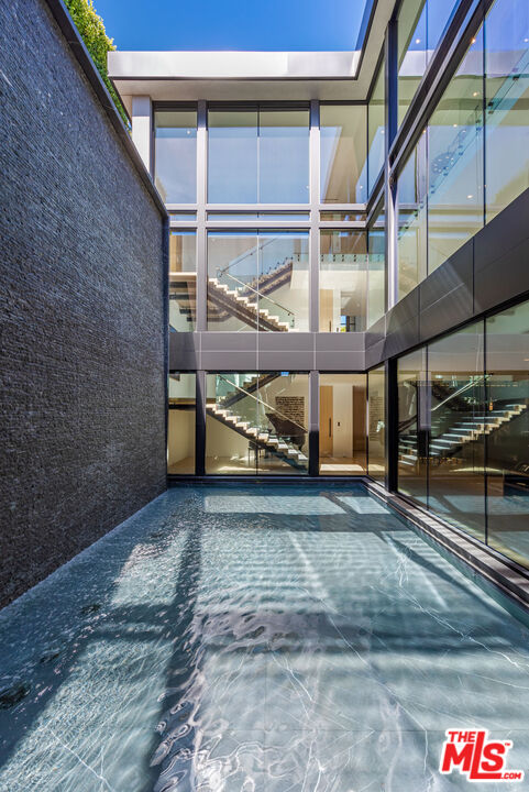 MLS #26632973 image #17