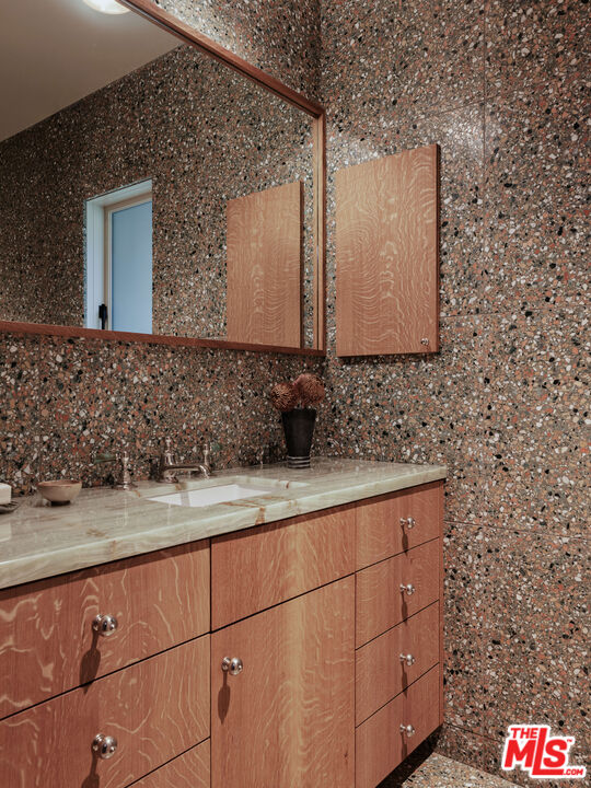 MLS #26632997 image #16