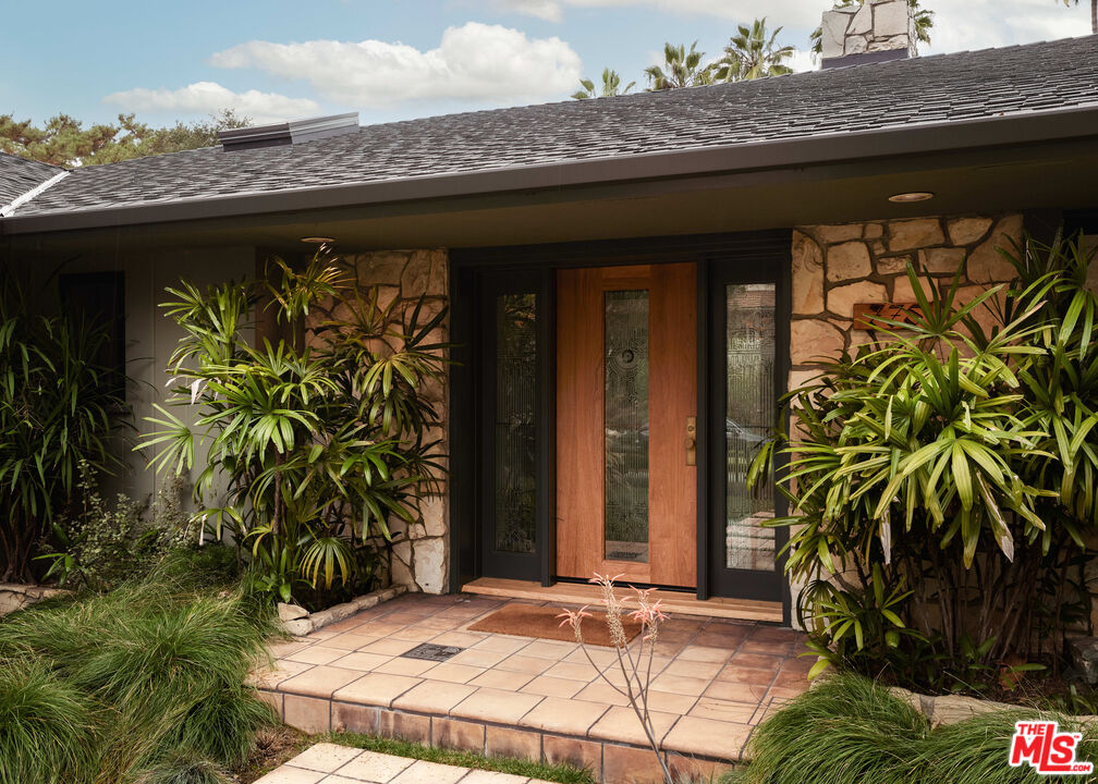 MLS #26632997 image #2