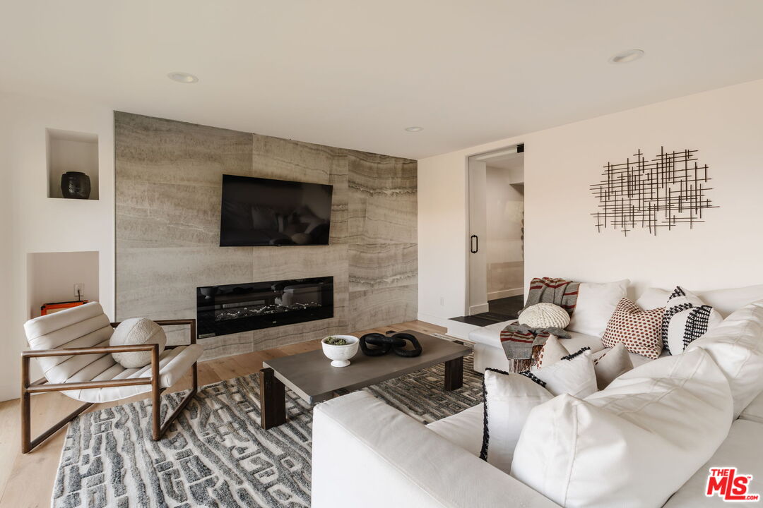 MLS #26633167 image #21