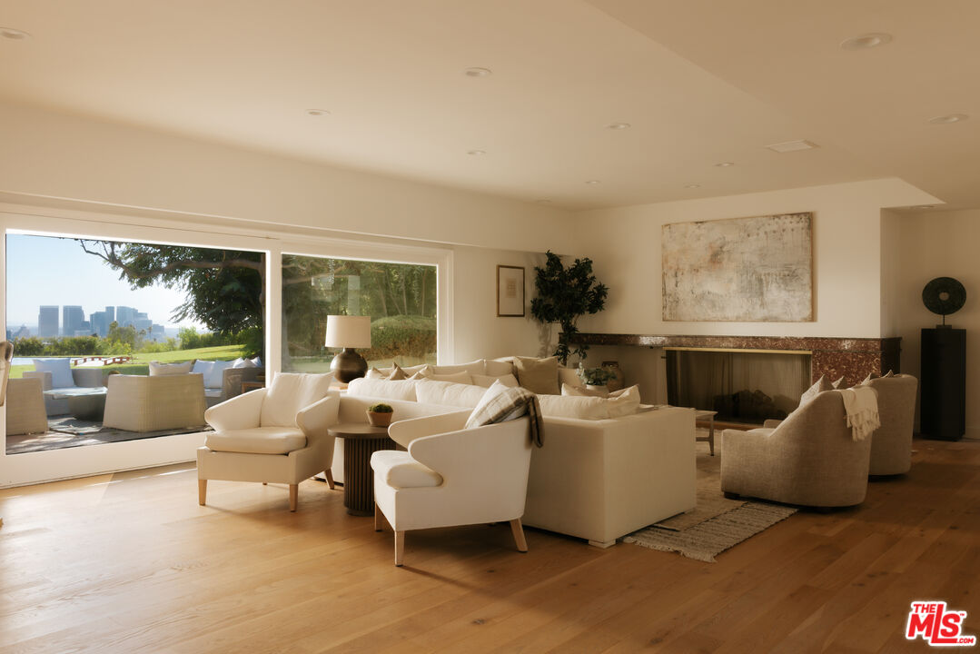 MLS #26633331 image #2