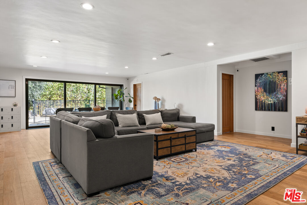 MLS #26633341 image #3