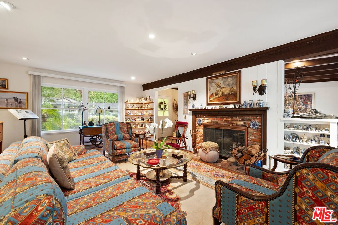 MLS #26633481 image #1