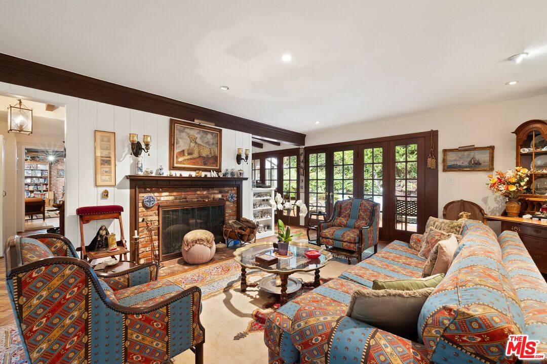 MLS #26633481 image #2