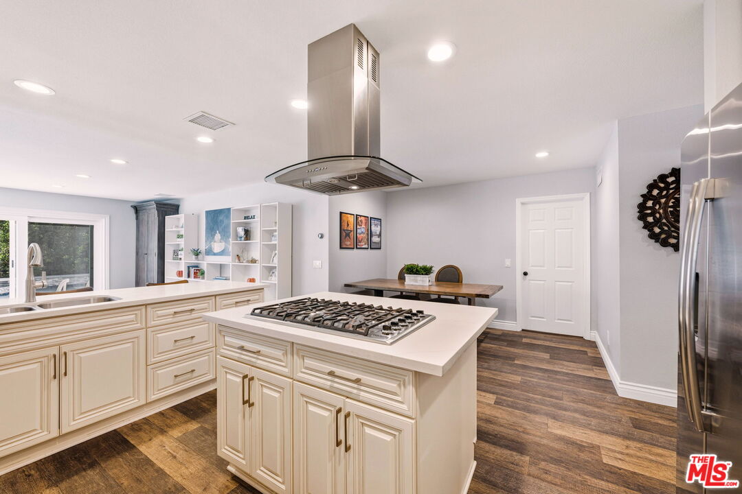 MLS #26633815 image #10