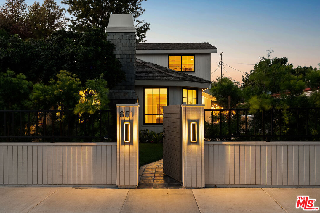 MLS #26633823 image #2