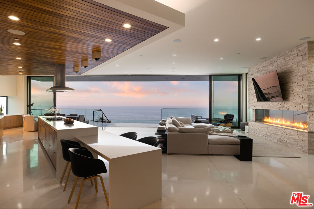 MLS #26633895 image #26