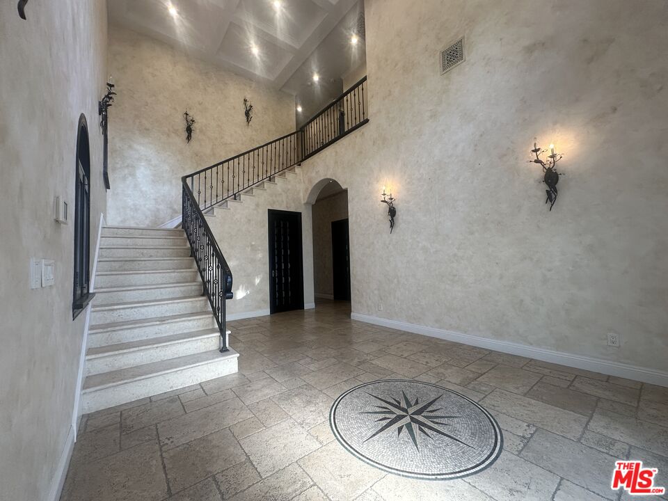 MLS #26633899 image #2