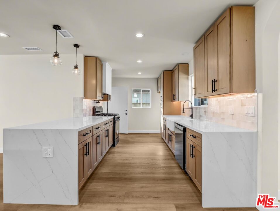 MLS #26634015 image #16