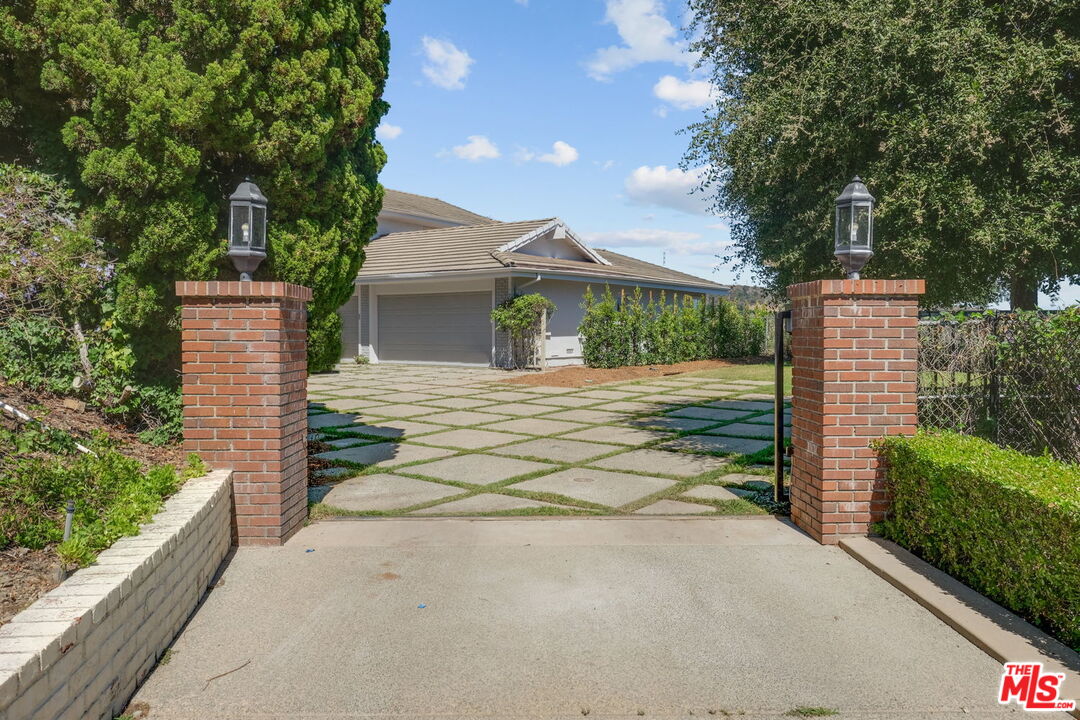 MLS #26634025 image #1