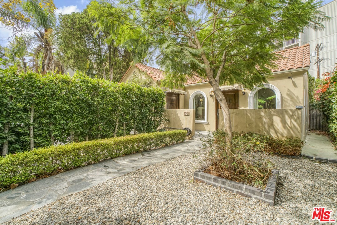 MLS #26634169 image #2