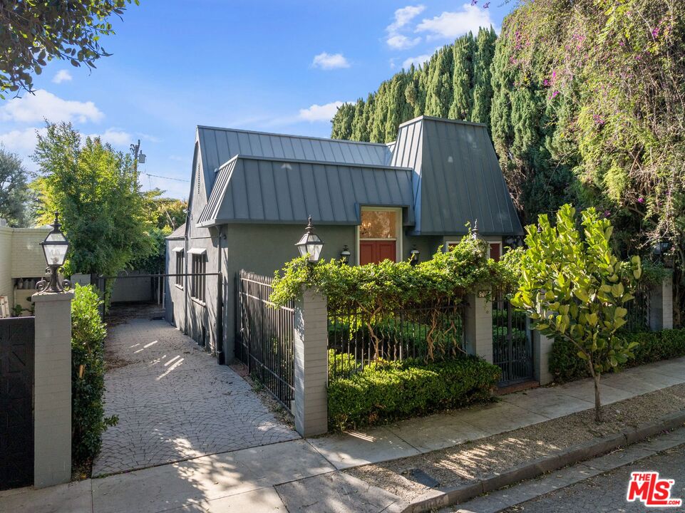 MLS #26634551 image #0