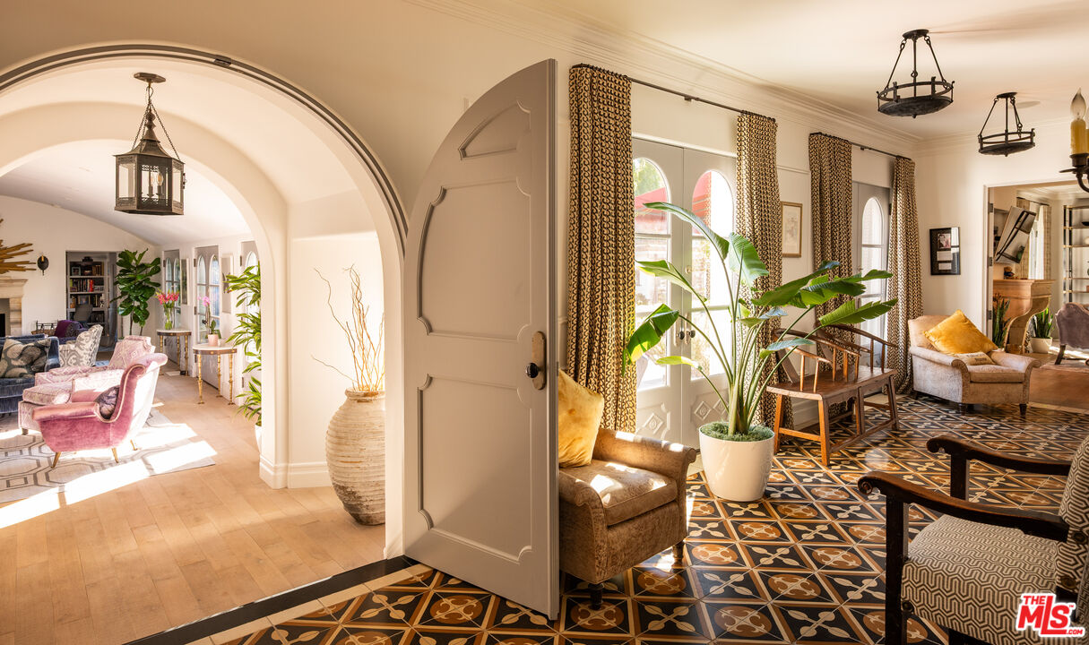 MLS #26634695 image #2