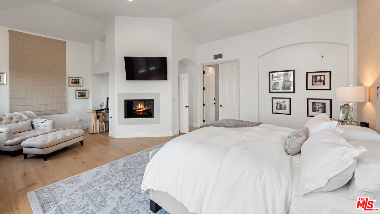 MLS #26634705 image #21