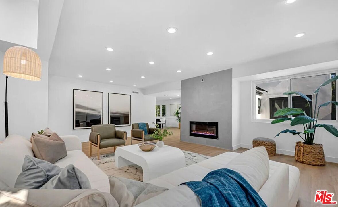 MLS #26634757 image #0