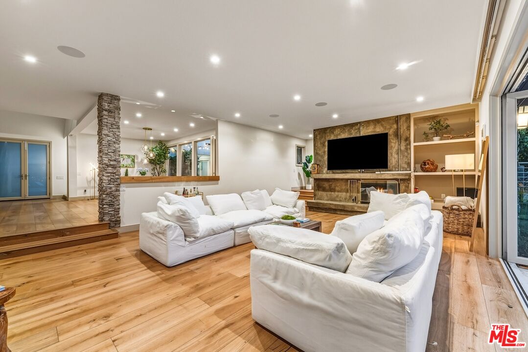 MLS #26634971 image #18