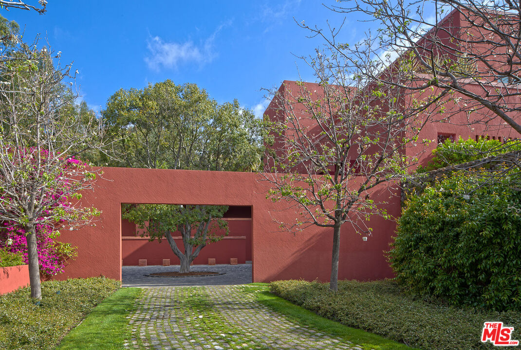 MLS #26635059 image #40