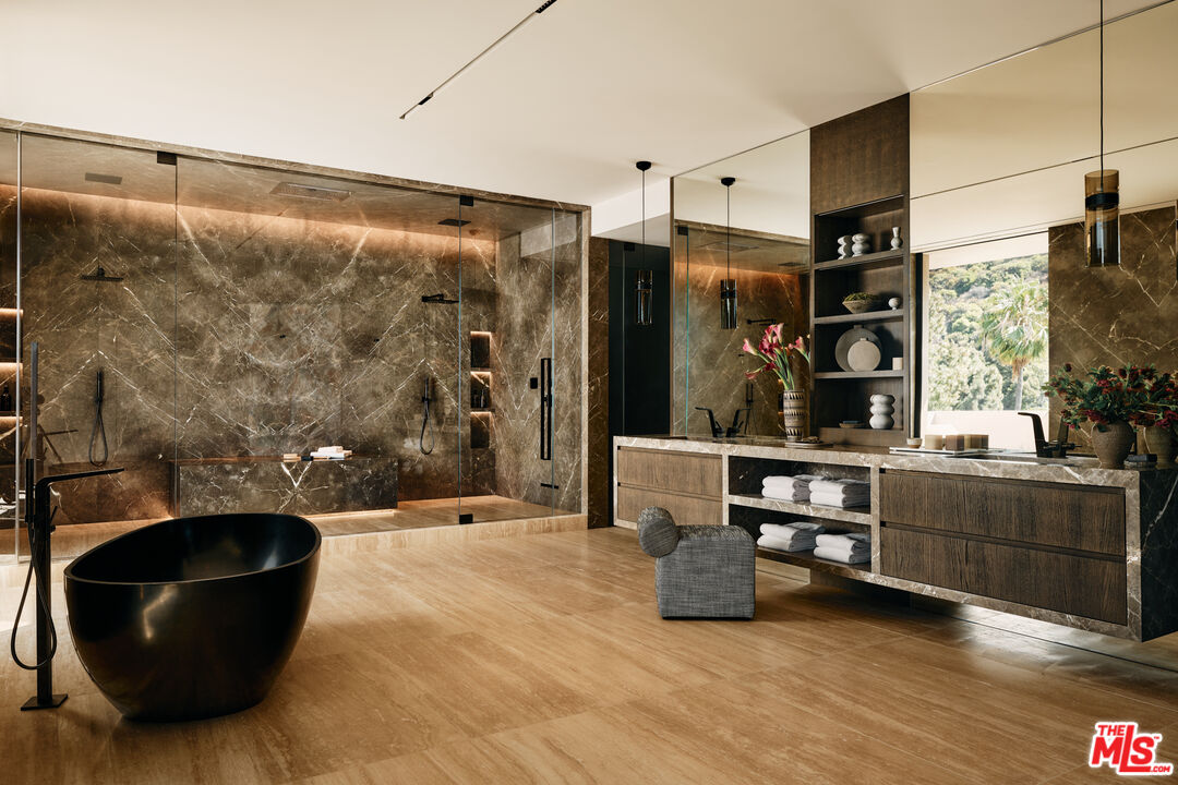 MLS #26635065 image #26