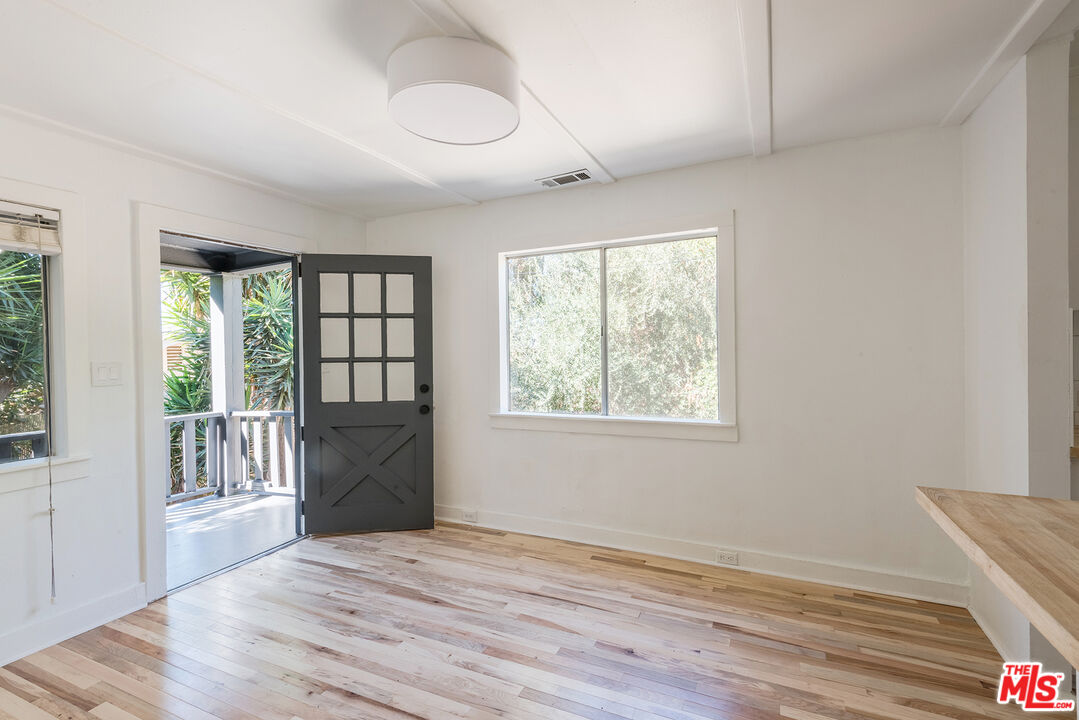 MLS #26635085 image #2