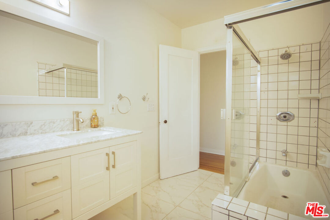 MLS #26635191 image #23