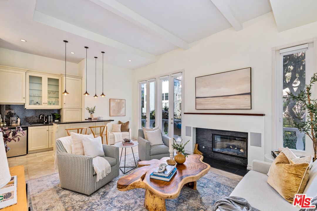 MLS #26635221 image #0