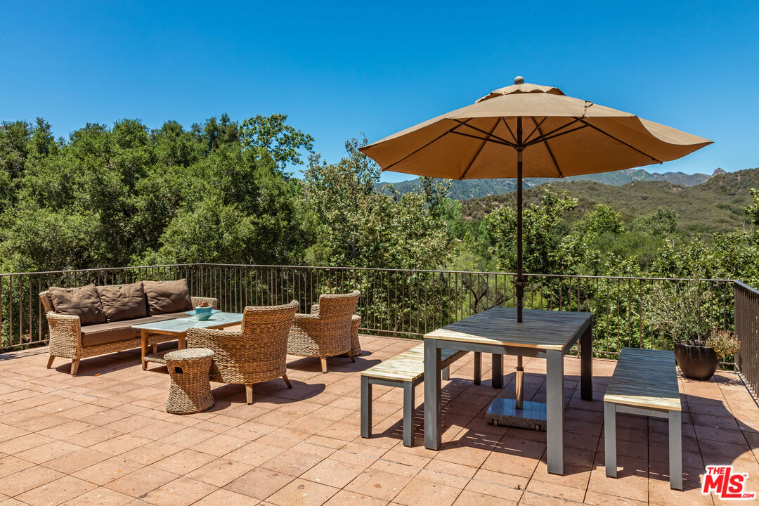 MLS #26635355 image #2