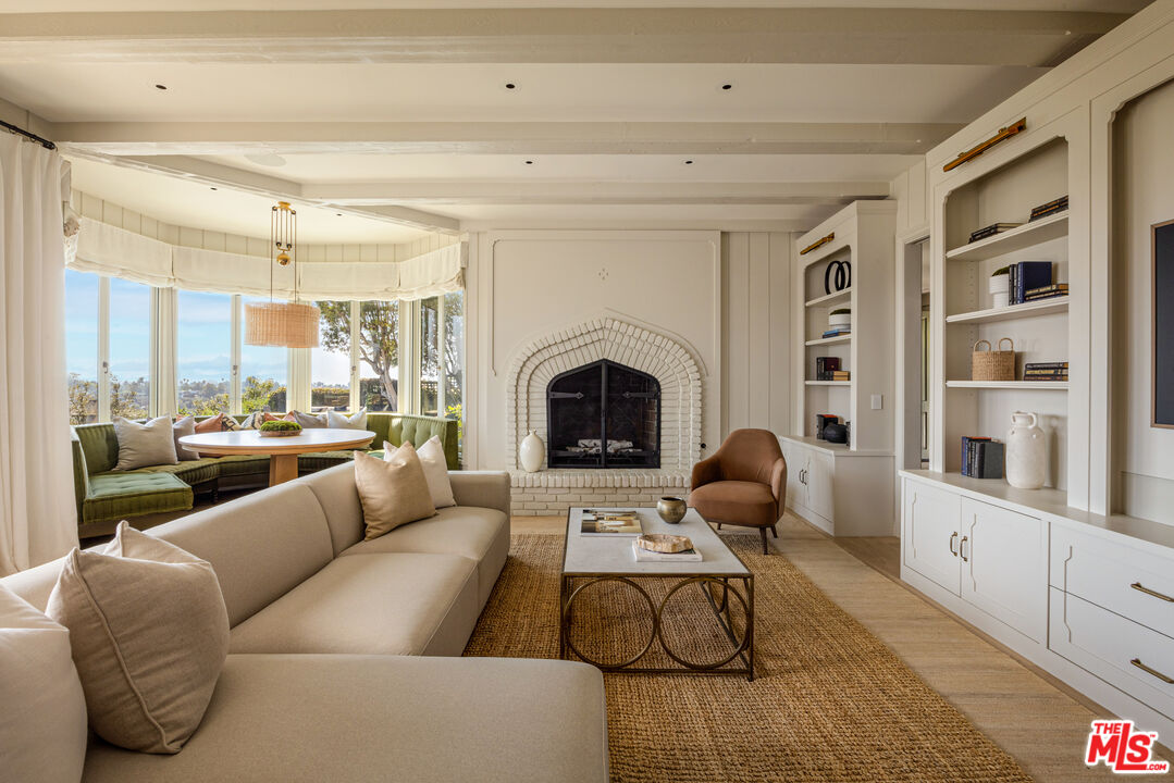 MLS #26635599 image #22