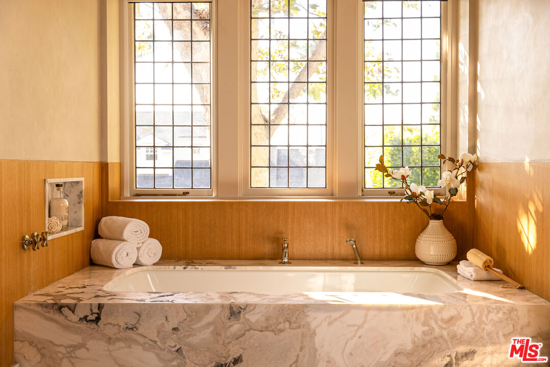 MLS #26635599 image #38