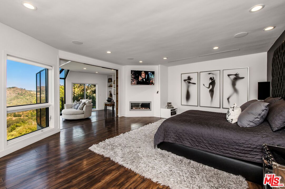 MLS #26635741 image #11