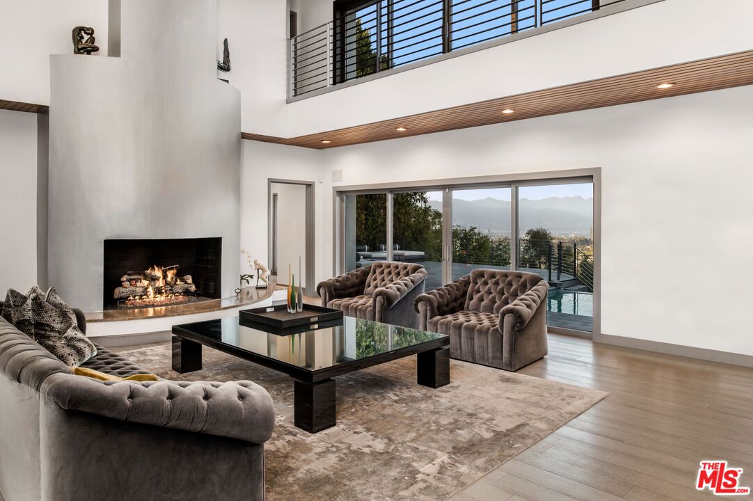 MLS #26635741 image #2