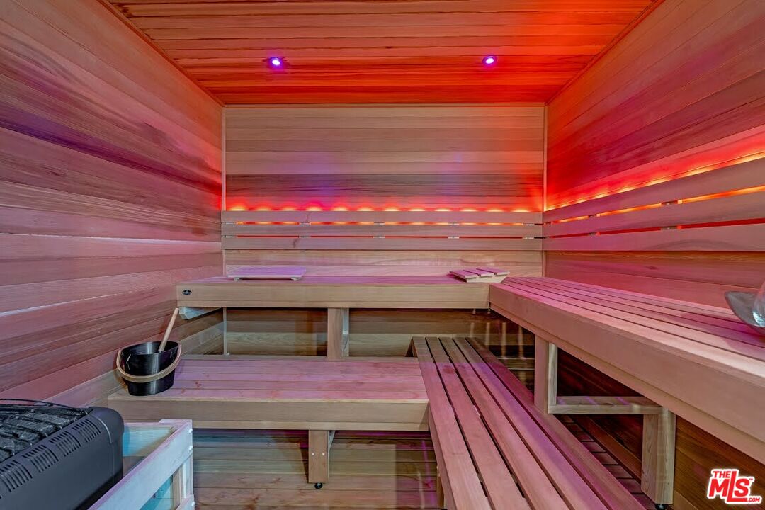 MLS #26635755 image #16