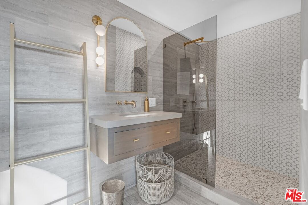 MLS #26635755 image #24