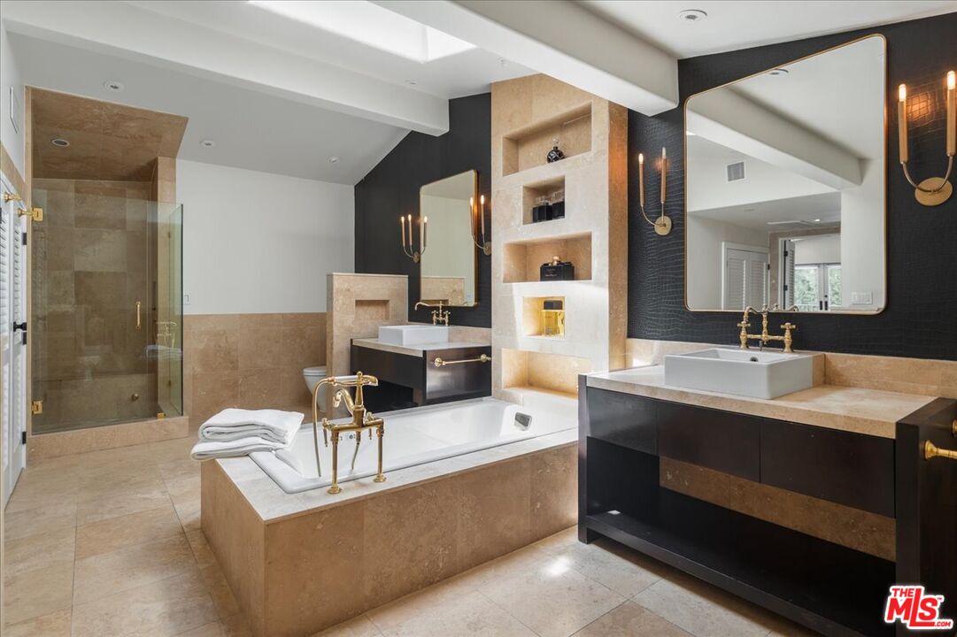 MLS #26635769 image #28