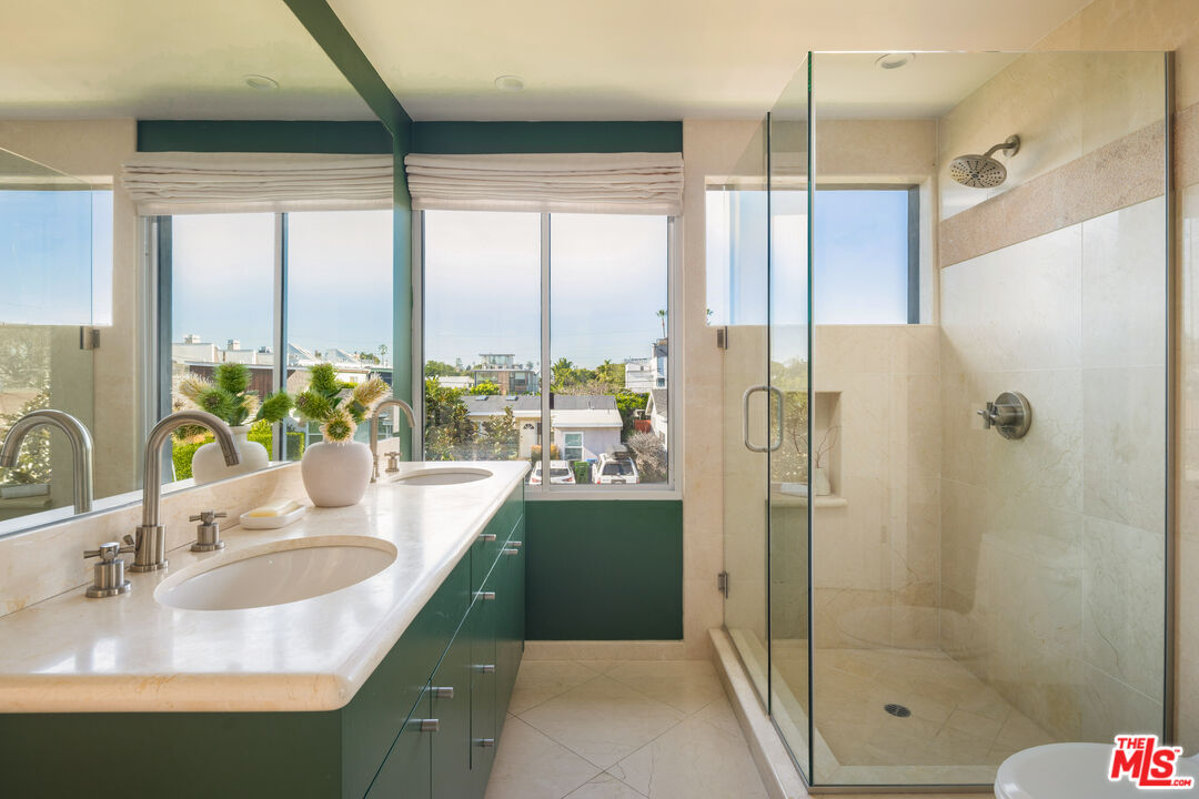 MLS #26635779 image #13