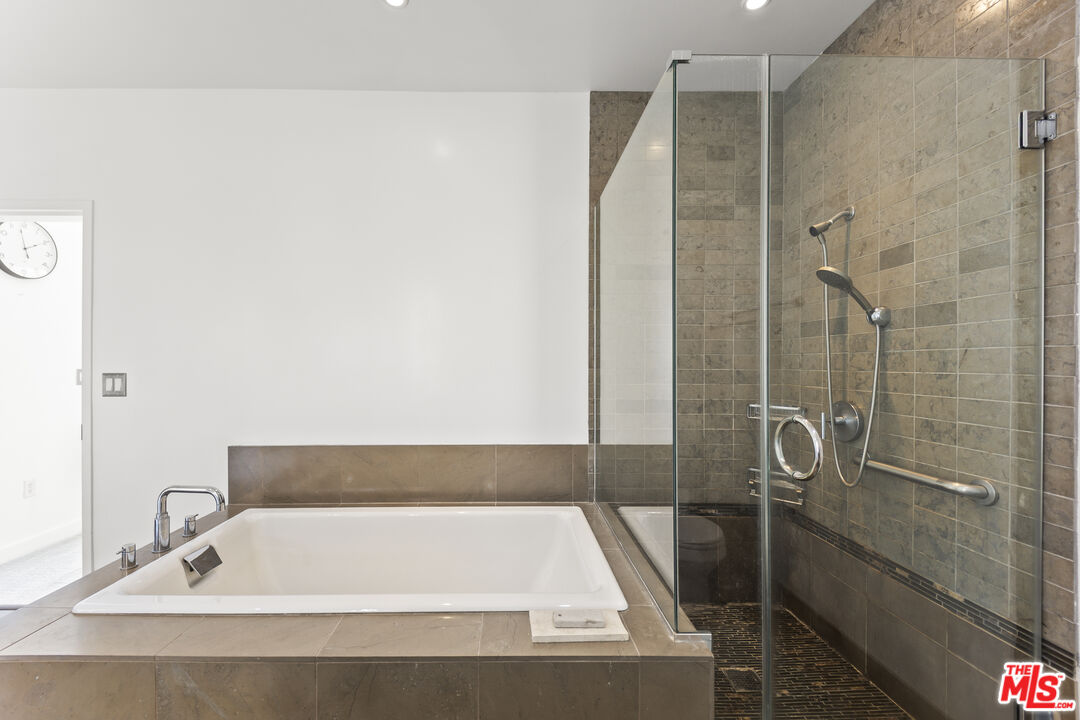 MLS #26635843 image #27