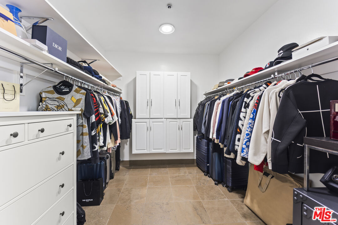 MLS #26635843 image #32