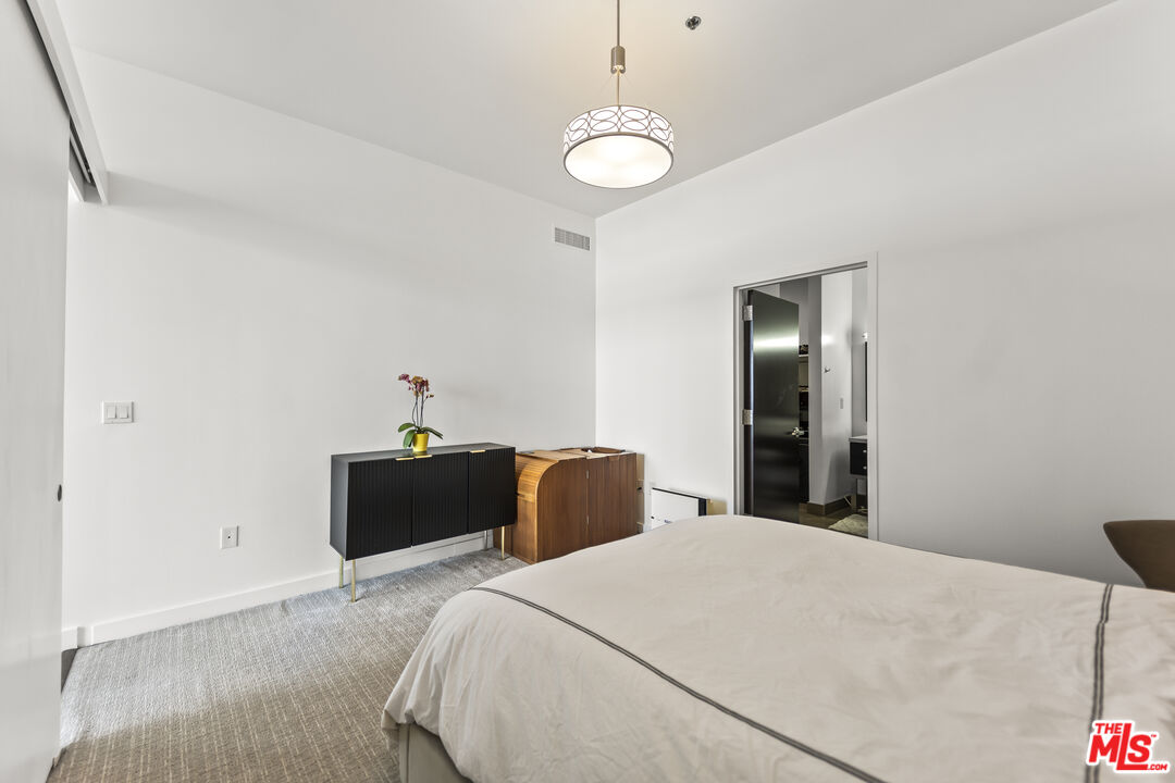 MLS #26635843 image #33