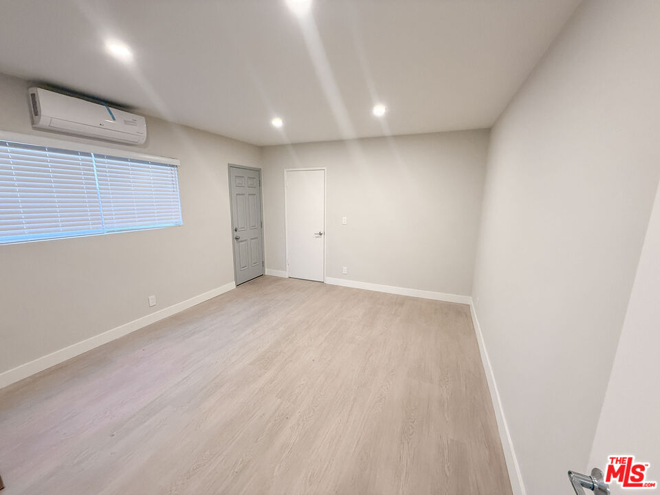 MLS #26635901 image #13