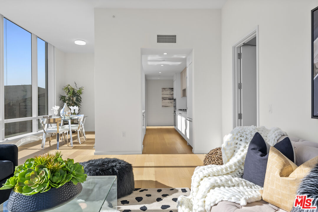 MLS #26635999 image #3