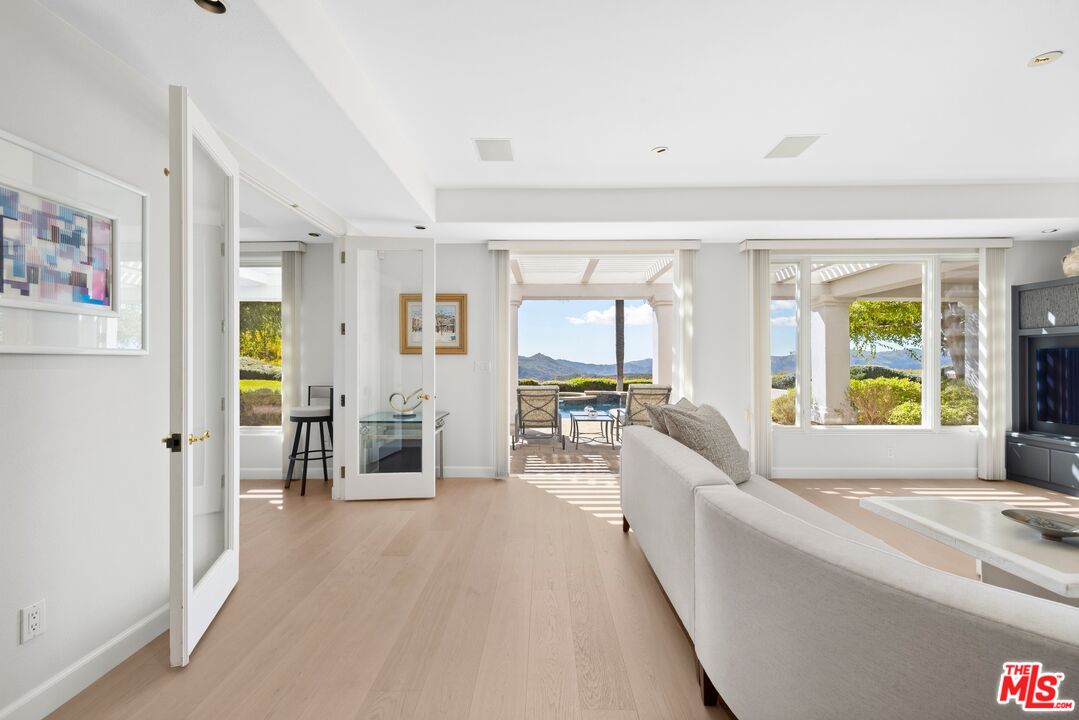 MLS #26636377 image #8