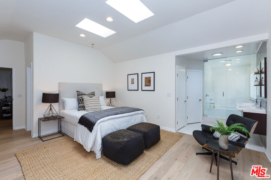 MLS #26636475 image #9