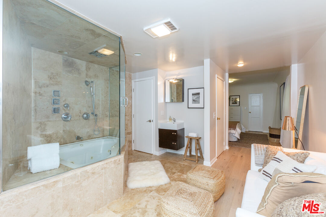 MLS #26636475 image #15