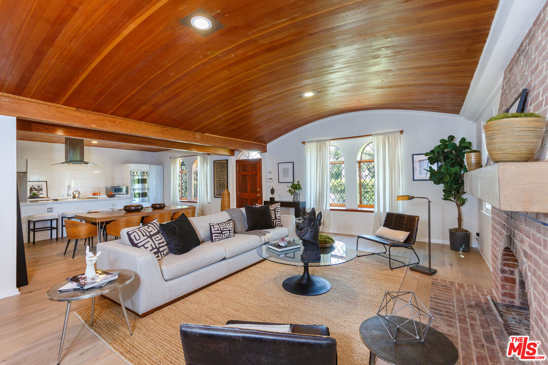 MLS #26636475 image #3