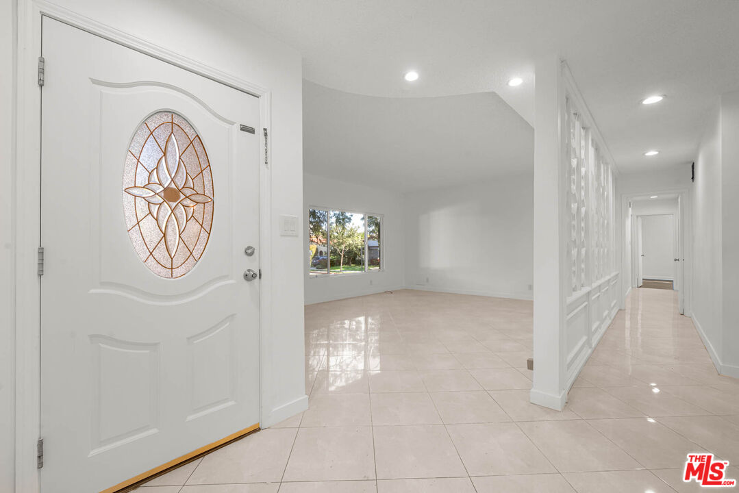 MLS #26636637 image #2